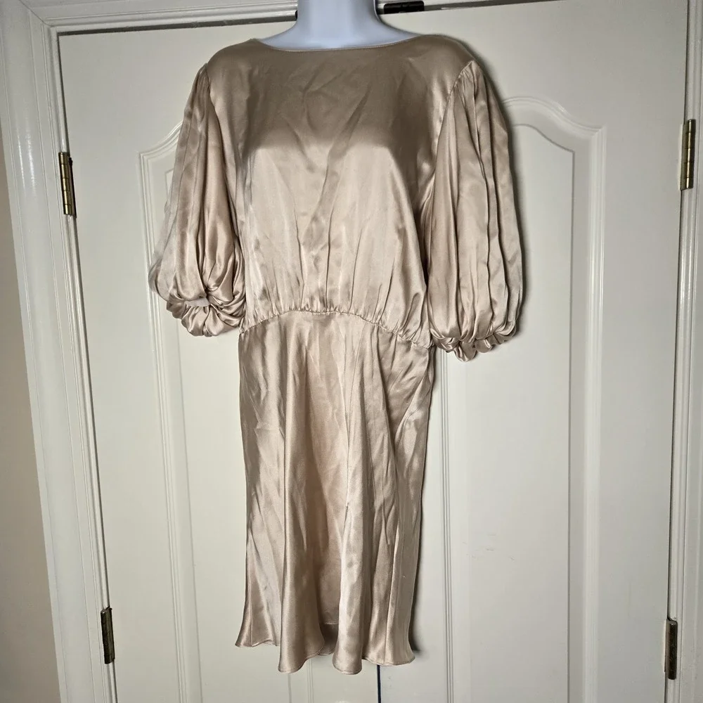 Amanda Uprichard Duval Dress Size Large  Light Bone 100% Silk Small Pull See Pic